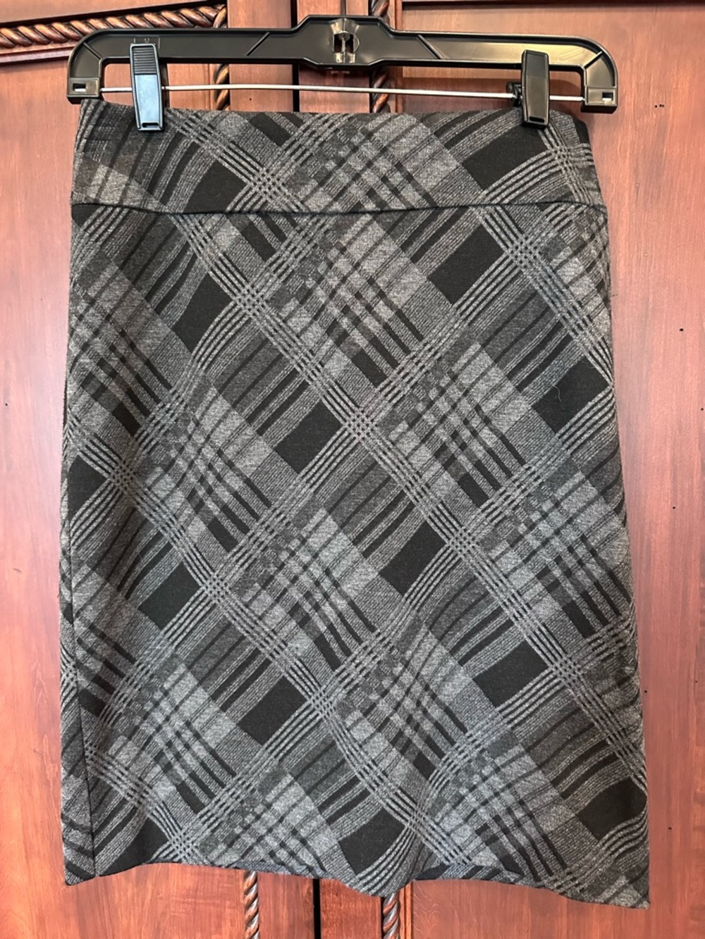 Halogen Black and Gray Plaid Pencil Skirt
